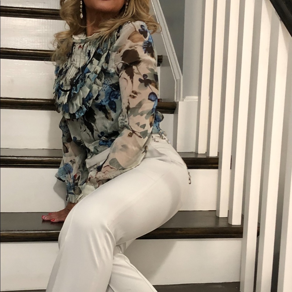 Set - Picture 4 of 6